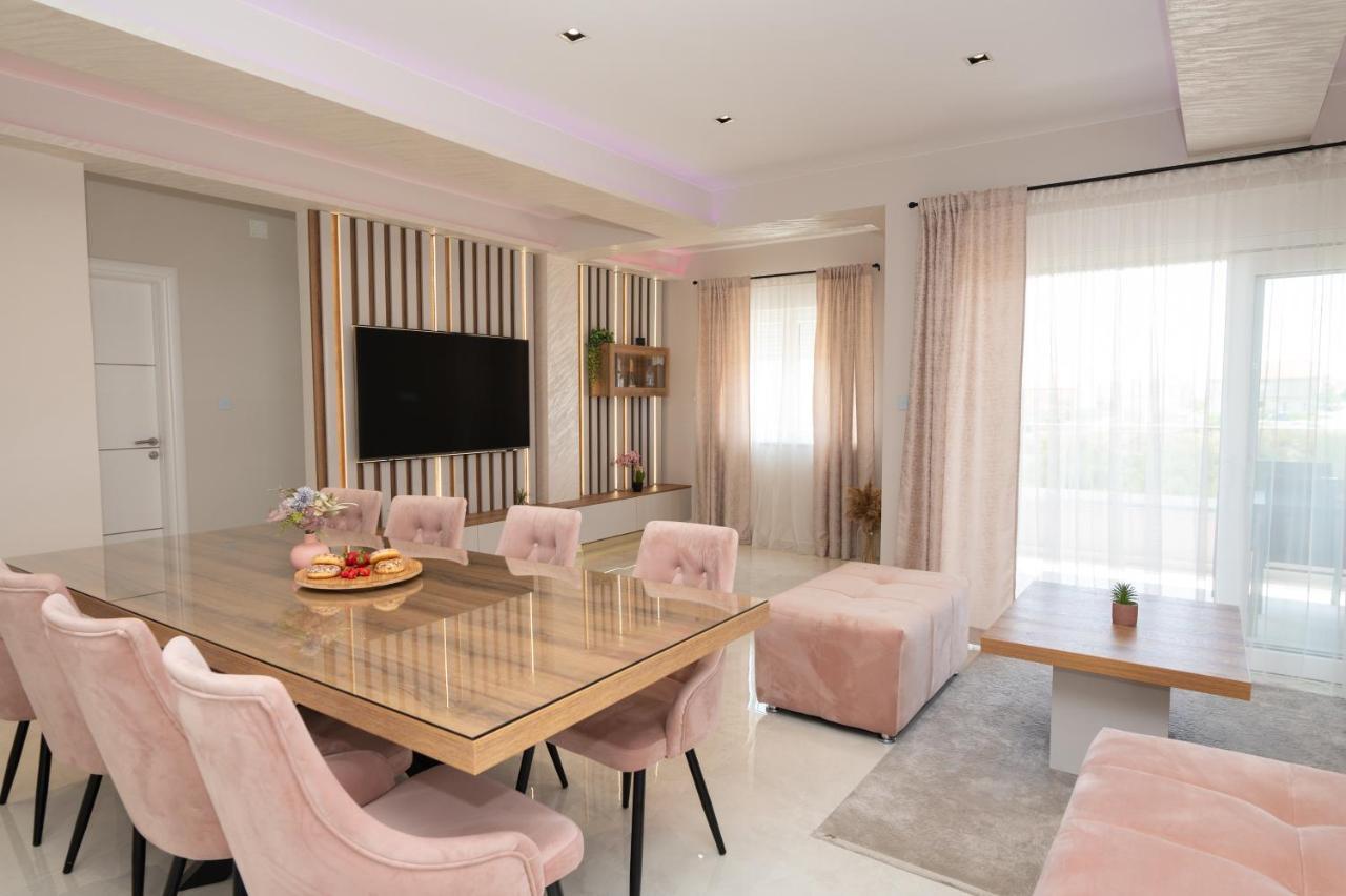 Luxury Apartman Imperio 시베니크 외부 사진