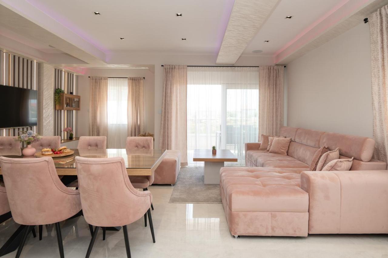 Luxury Apartman Imperio 시베니크 외부 사진