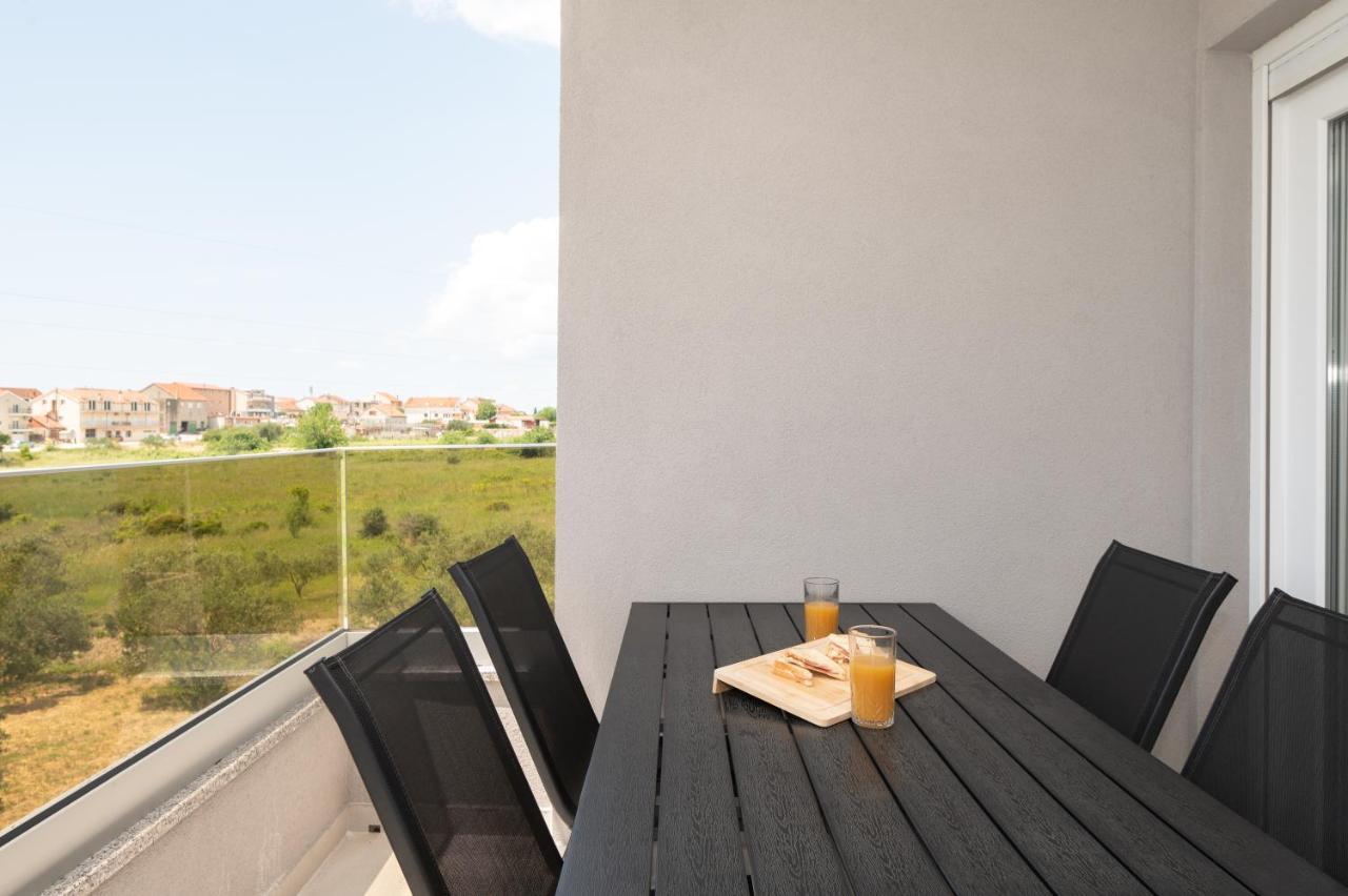 Luxury Apartman Imperio 시베니크 외부 사진