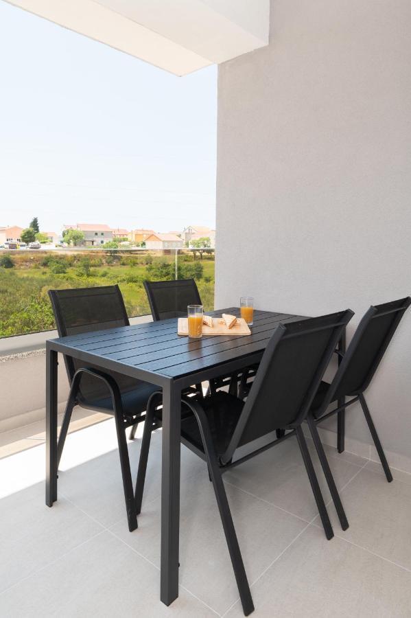 Luxury Apartman Imperio 시베니크 외부 사진