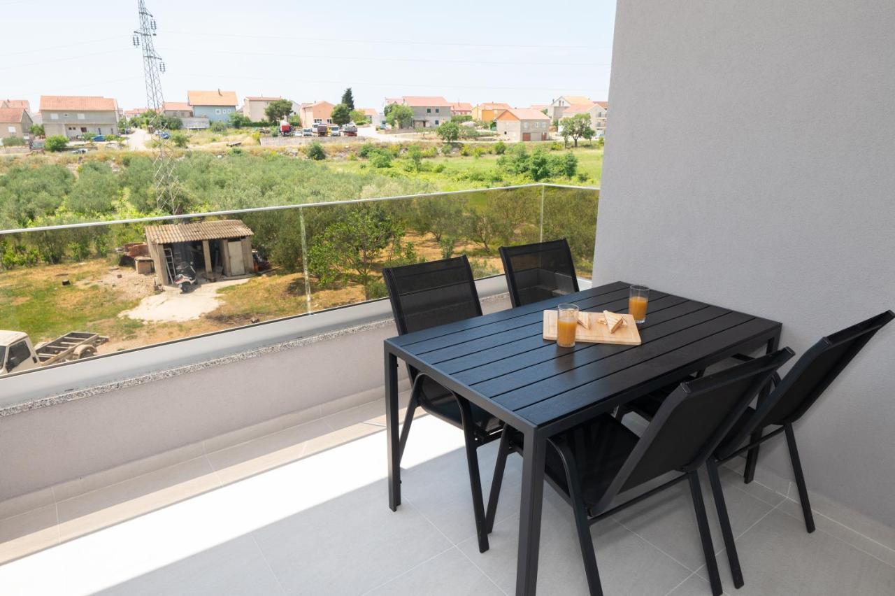 Luxury Apartman Imperio 시베니크 외부 사진