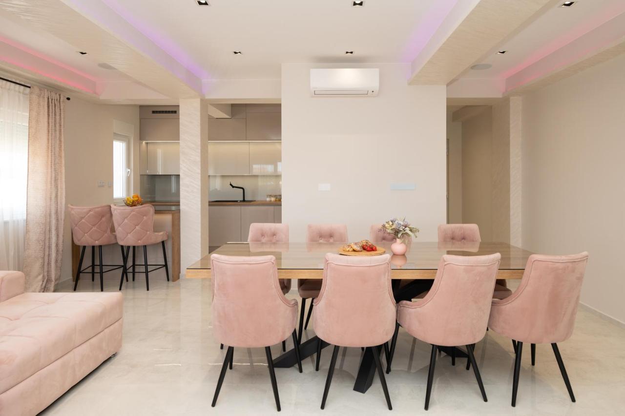 Luxury Apartman Imperio 시베니크 외부 사진