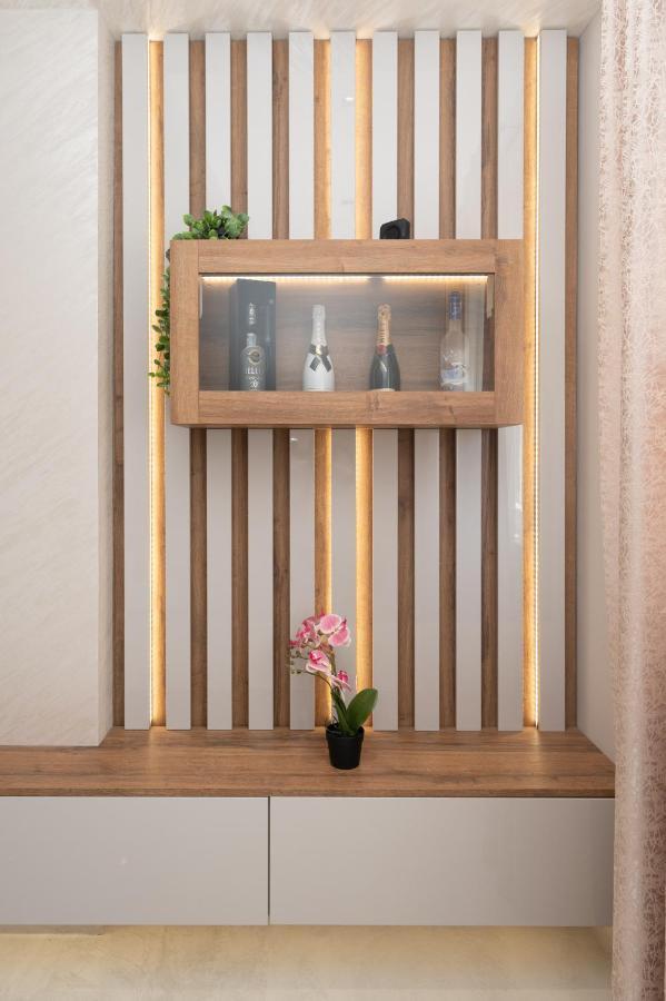 Luxury Apartman Imperio 시베니크 외부 사진