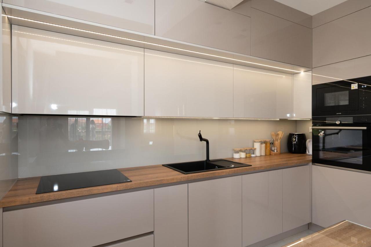 Luxury Apartman Imperio 시베니크 외부 사진