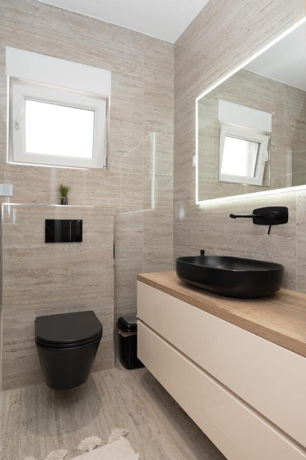 Luxury Apartman Imperio 시베니크 외부 사진