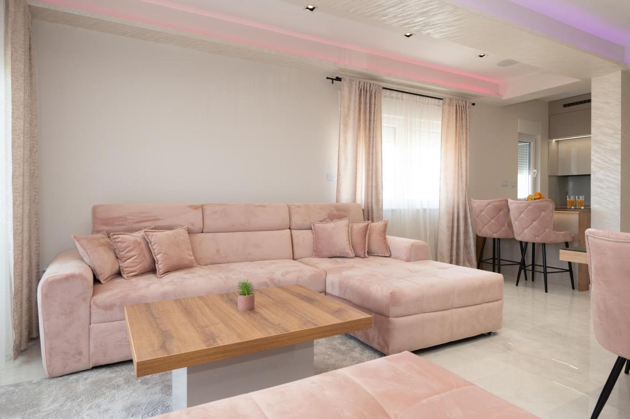 Luxury Apartman Imperio 시베니크 외부 사진
